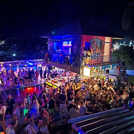 Wet! A Pool Party Hostel By Wild & Wandering Haad Rin Exteriér fotografie